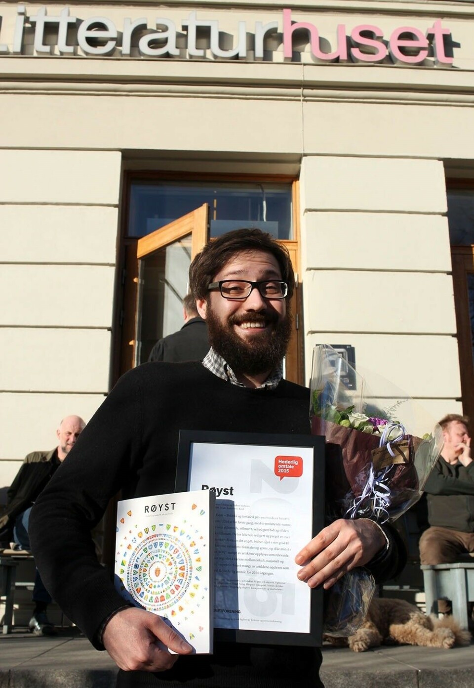 Motmakt og flat struktur